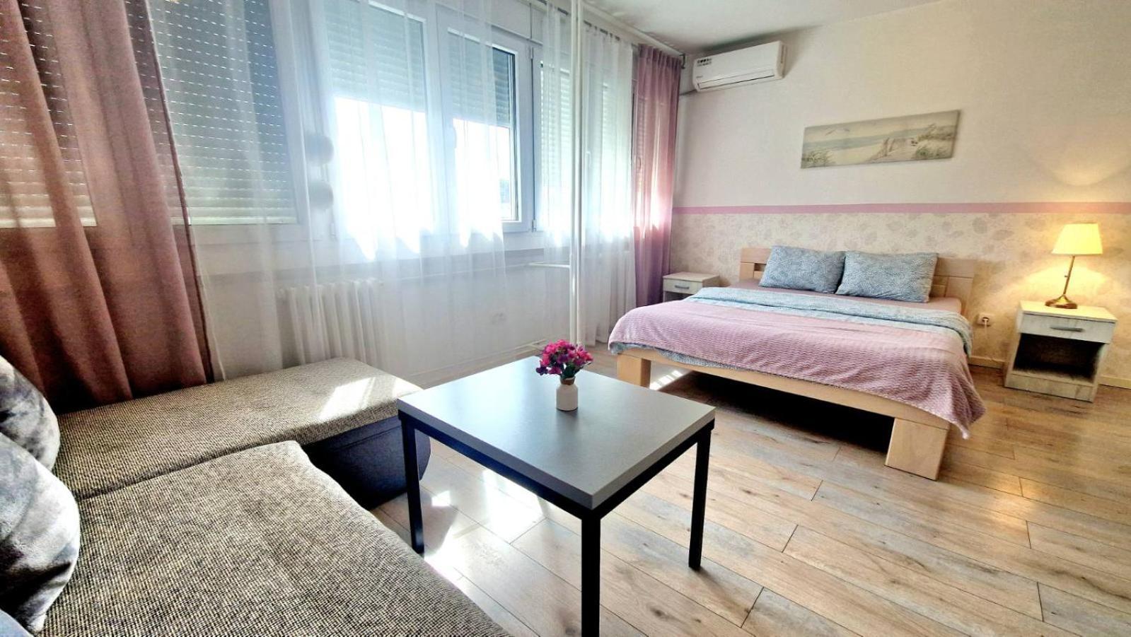 Apartmani Paku Belgrad Exterior foto